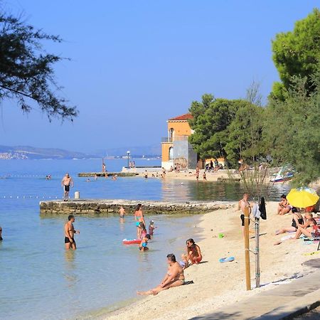 Apartments By The Sea Kastel Kambelovac, Kastela - 17188 Exteriör bild