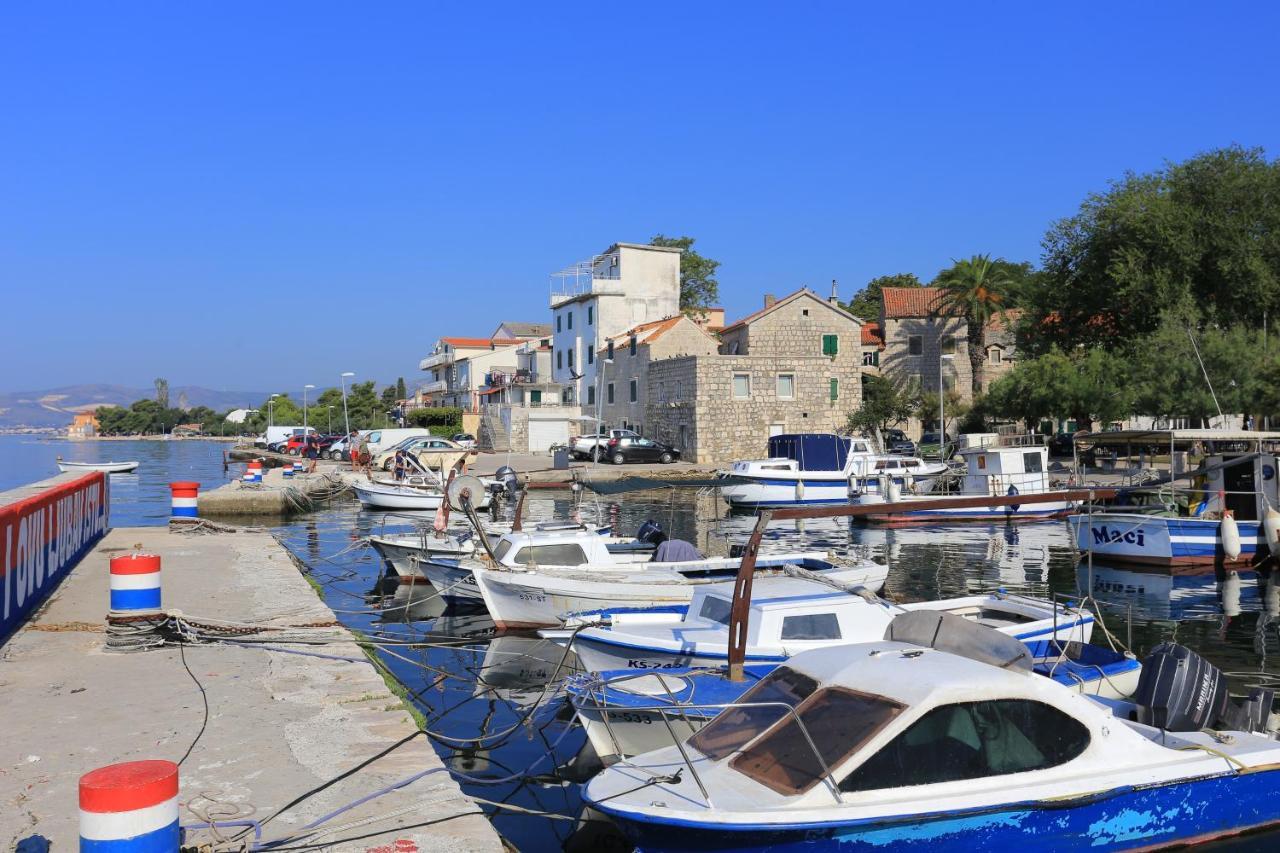 Apartments By The Sea Kastel Kambelovac, Kastela - 17188 Exteriör bild